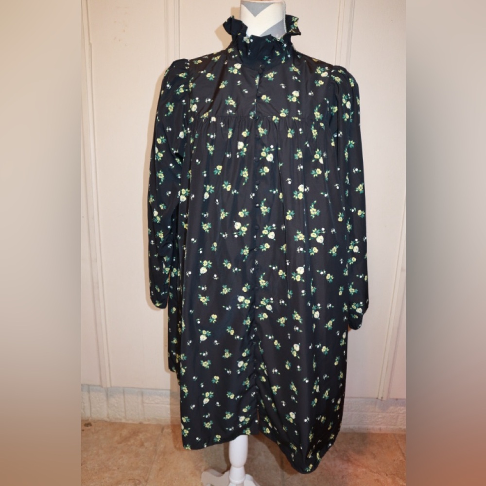 H&M Ruffled-collar Dress SIZE LARGE